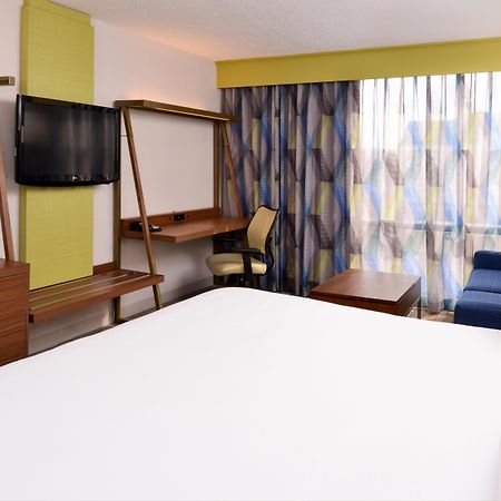 Holiday Inn Express & Suites Springfield By Ihg Dış mekan fotoğraf