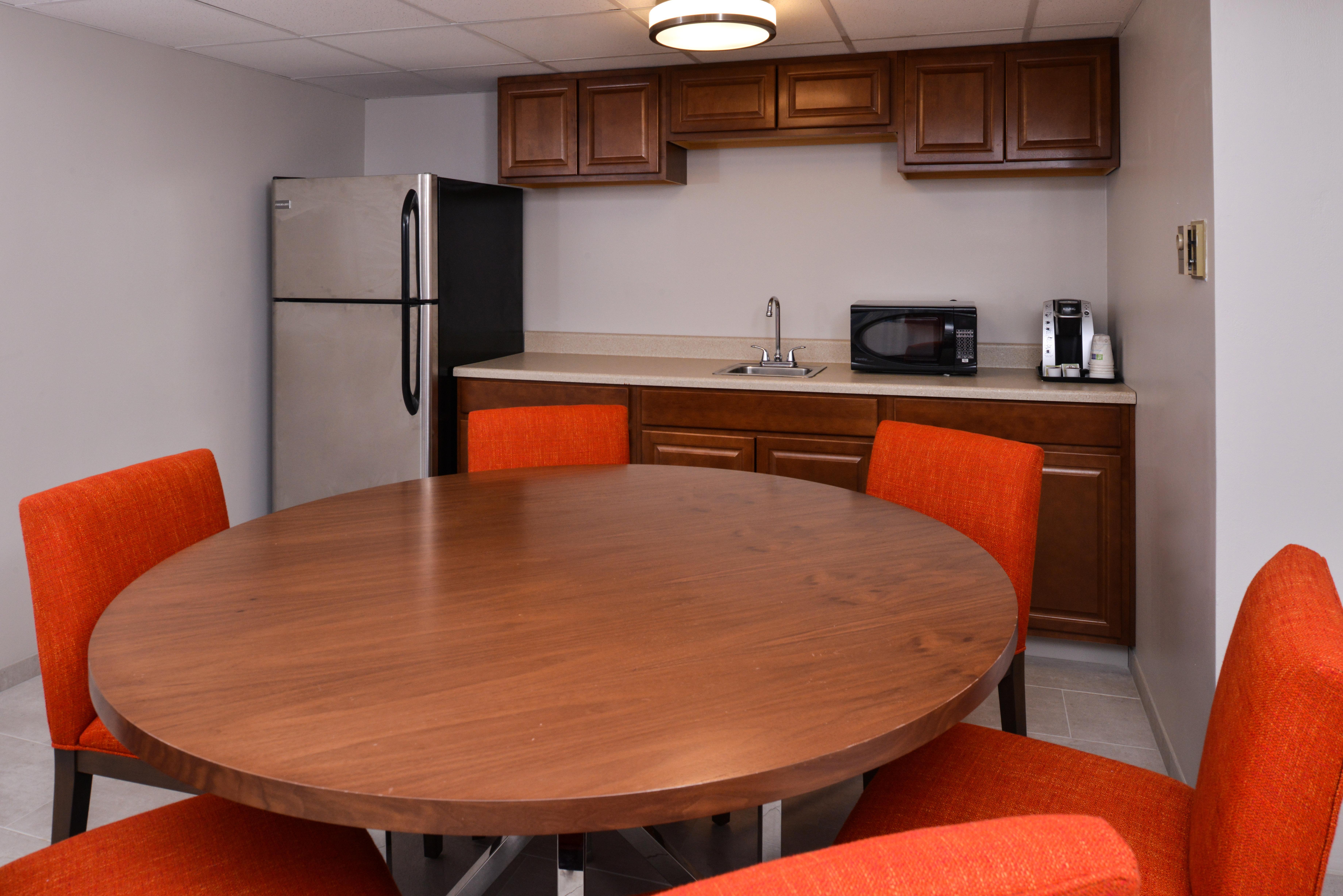 Holiday Inn Express & Suites Springfield By Ihg Dış mekan fotoğraf
