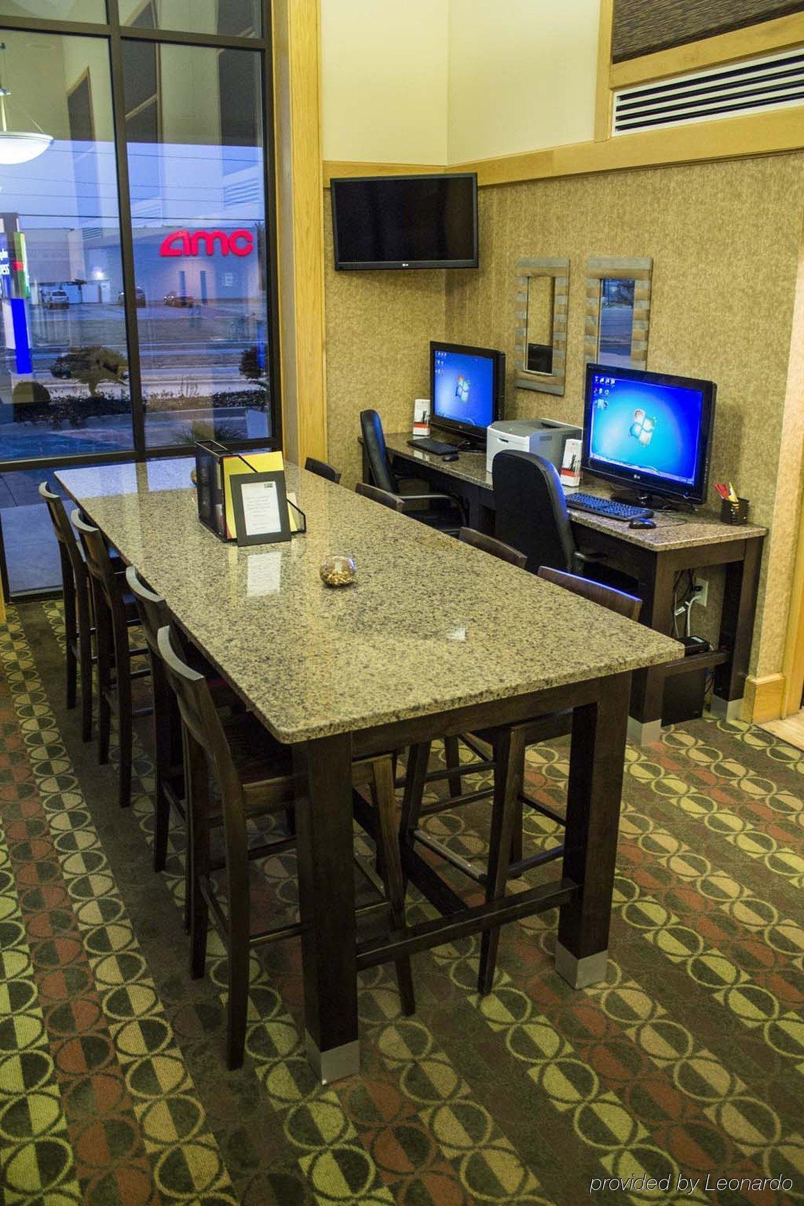 Holiday Inn Express & Suites Springfield By Ihg Dış mekan fotoğraf